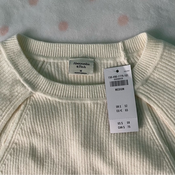 A&F | Ribbed Sweater - Picture 2 of 4